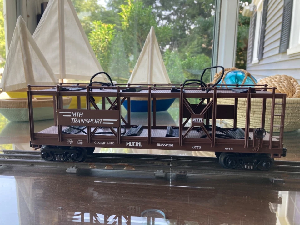 2 Tier Automobile Transport, Carrier for 1/43 Scale & O Gauge Vehicles - Image 2 of 4