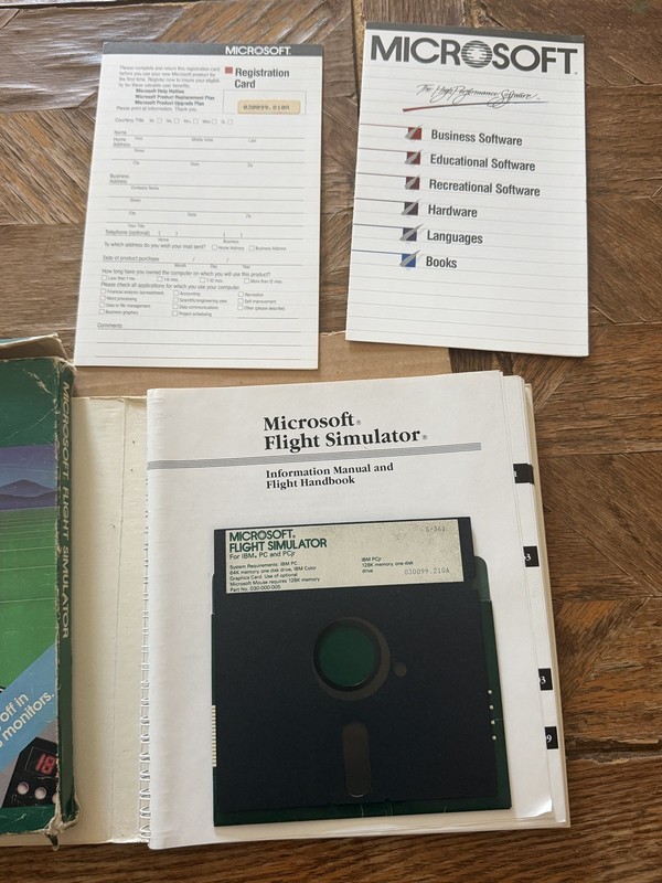 Video Game 3.5” Floppy Disk Microsoft Flight Simulator Manual Book 1984 IBM PC