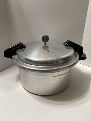 Vintage Pressure Canner Cooker Mirro M-0512-II Made in USA 12 Quarts  w/Jigger