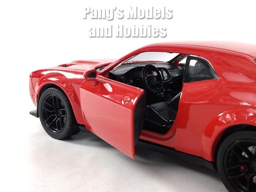 2018 Dodge Challenger SRT Hellcat Widebody Maßstab 1:24 Druckgussmodell - ROT - Bild 7 von 10