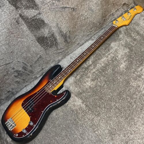 Fender Japan PB62-75 Precision Bass Electric Bass Guitar - Picture 3 of 9