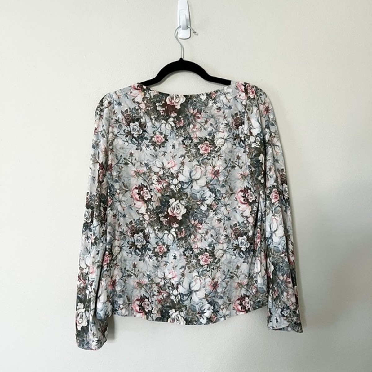 SOFT SURROUNDINGS Sonnet Floral Bell Sleeve Top XS View 3