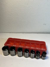 Power built 7 Piece 3/8 Inch Drive Universal Socket Set In Plastic Tray