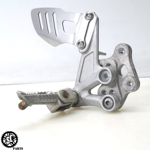 07 08 SUZUKI GSXR 1000 RIGHT REARSET FOOT PEG S48