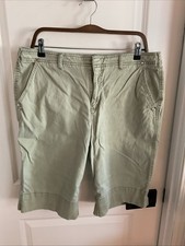 Gloria Vanderbilt - Plus Size 16W Slimming Effect Green Denim Capris