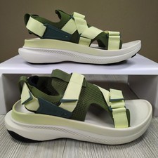 Teva Aventrail Hiking Sandals Pesto Green Mens Size 10 New