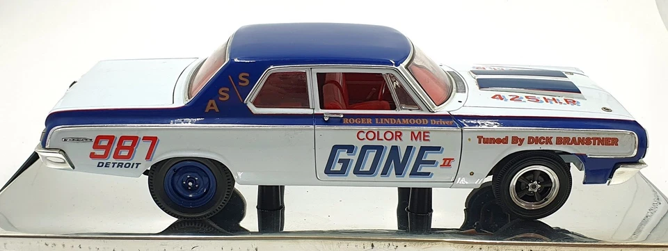Highway 61 escala 1/18 50045 - 1964 Dodge 330 Superstock Color Me Gone - Imagem 4 de 4