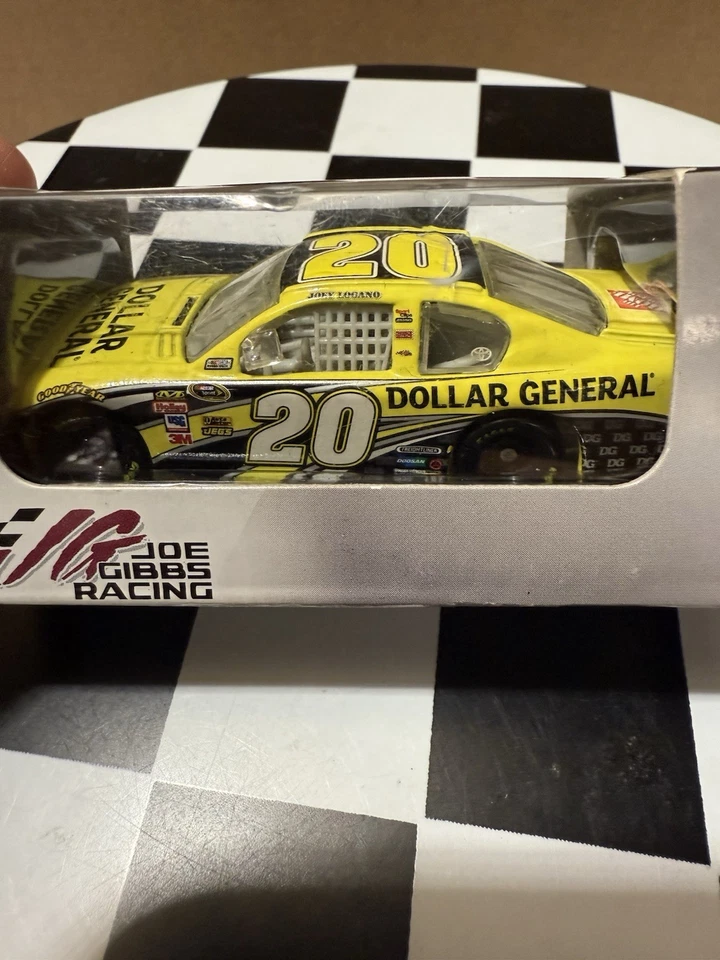 RARO* Joey Logano #20 Dollar General 2012 Acción 1/64 Nascar Diecast Foto 2 de 4