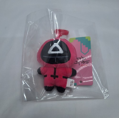 Squid Game Season 2 Keyring Plush 8cm Pink Soldier Figure - Keychain Dolls - Picture 6 of 6