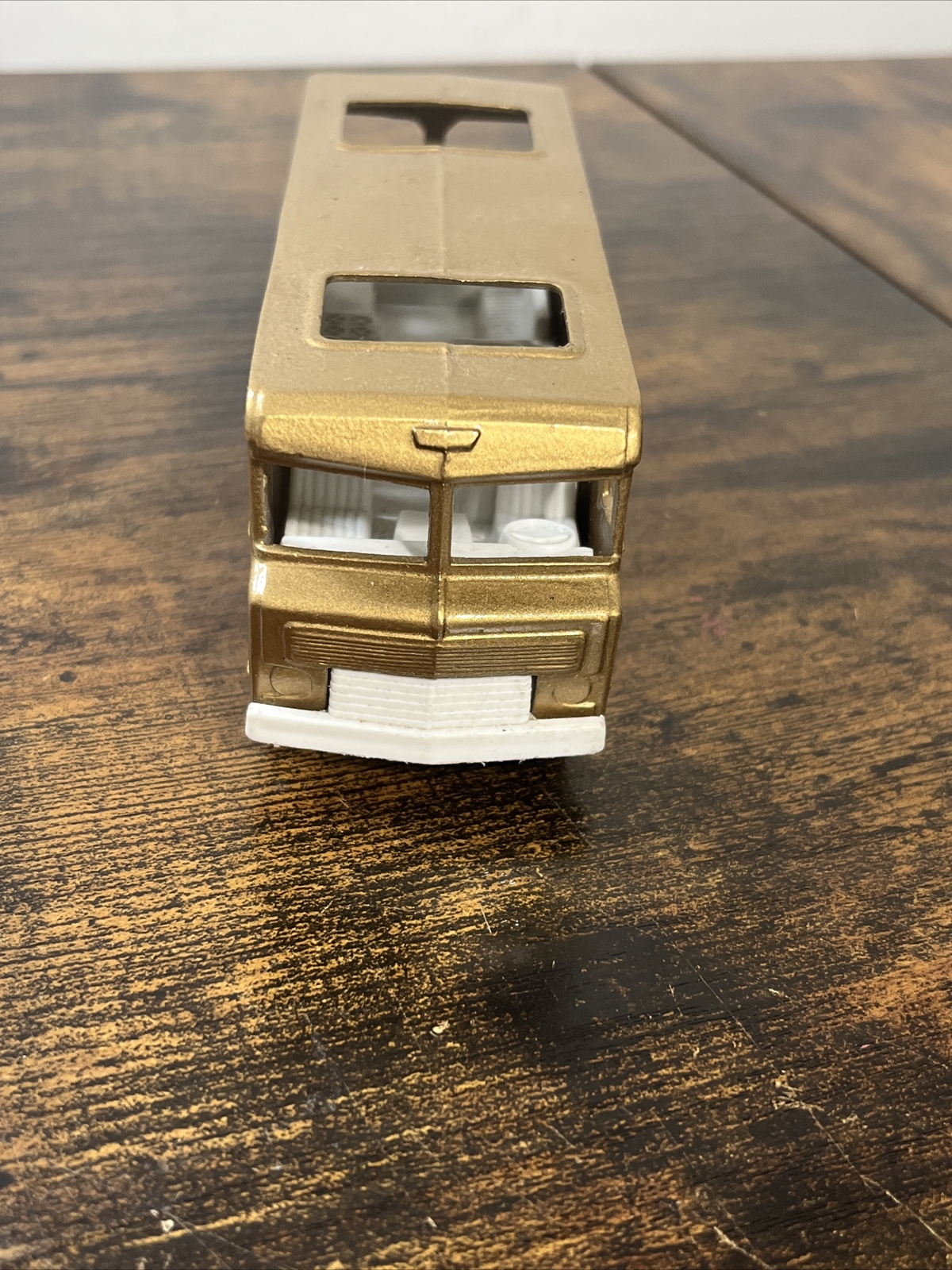 Vintage WINNEBAGO RV CAMPER TootsieToy 1974 Motorhome 5