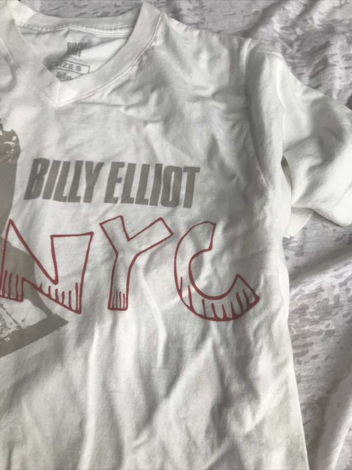 Camiseta Billy Elliot The Musical NYC Broadway Play Theater Blanca Cuello en V Talla S Foto 3 de 4