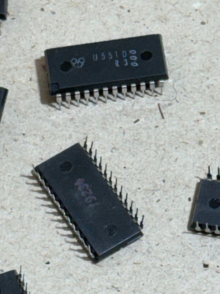 9x U551 U551D i1602A 2 Kbit memoria de valor fijo programable eléctricamente #AS-N05 Foto 4 de 4