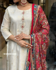 Traditional Embroidered White Kurti with Red Paisley Dupatta Indian Ethnic Wear