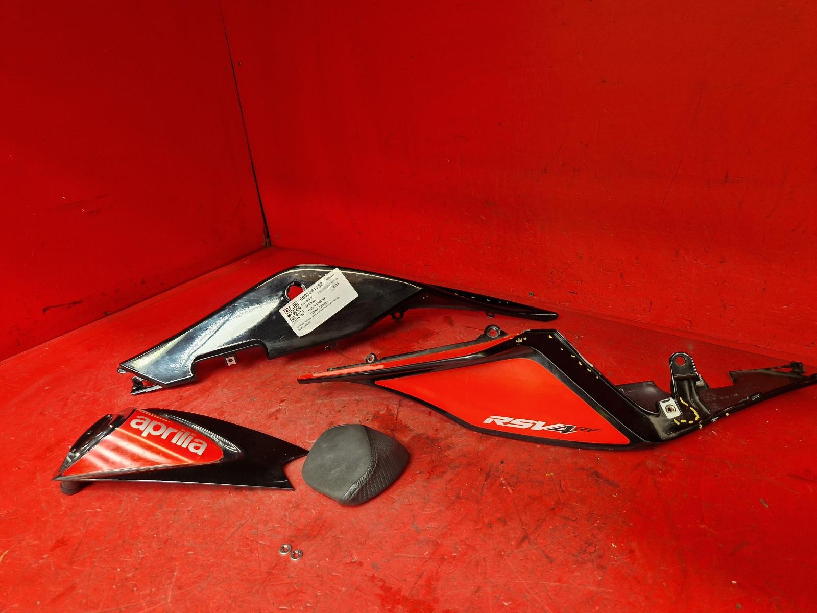 APRILIA RSV 4 1000 RF SEAT COWL COMPLETE REAR ## SPARES AND REPAIRS ##
