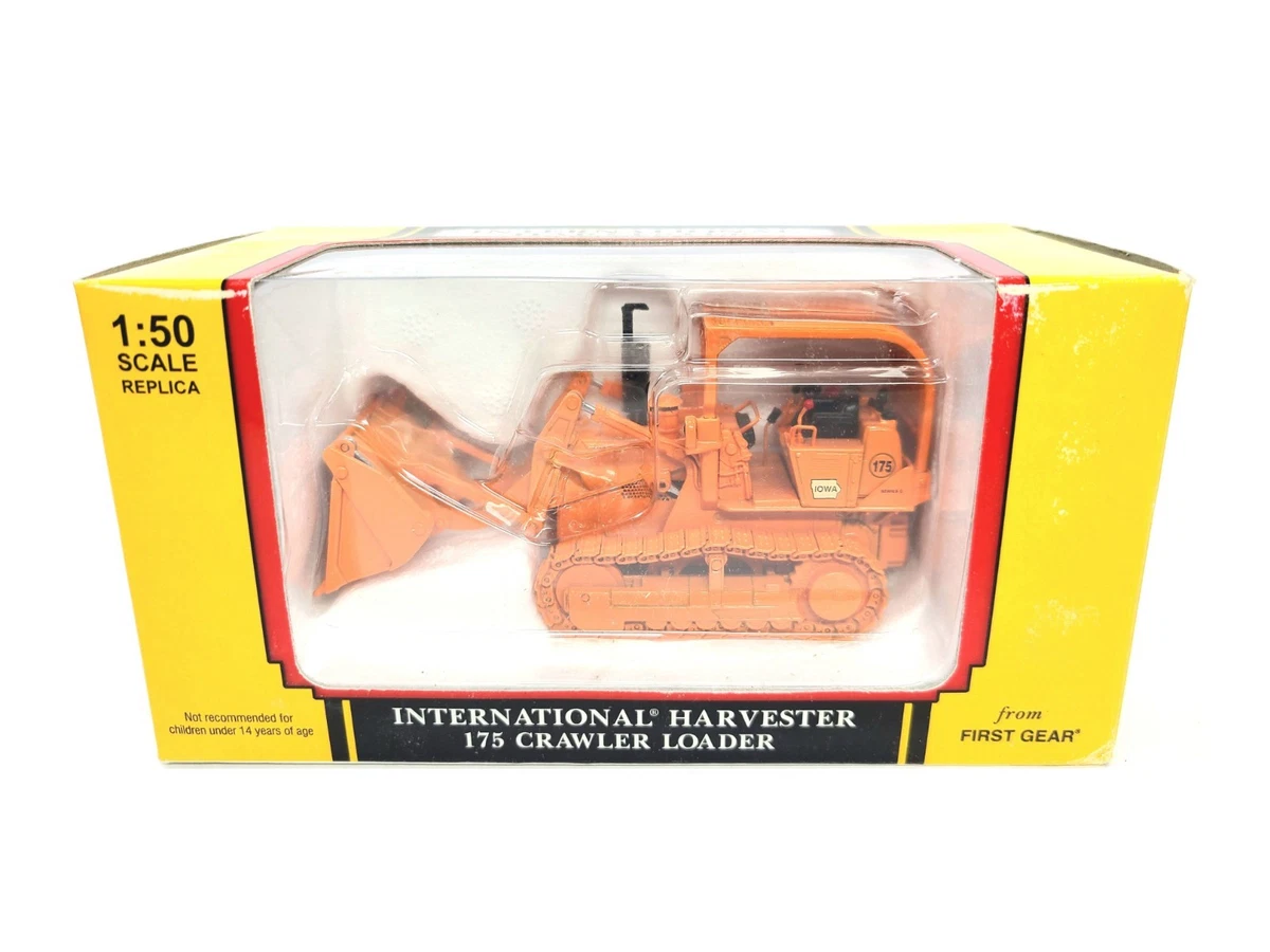 International Harvester 1:50 Diecast Construction Equipment for