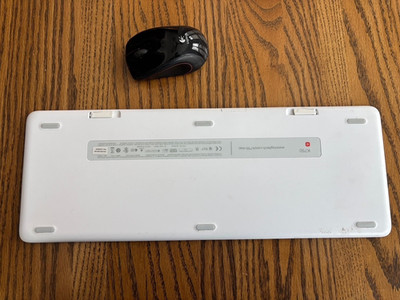 Logitech K750 Wireless Solar Keyboard, Mouse M505,  and Unifying Receiver