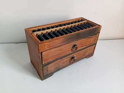 Vintage chinesischer Abakus 13 Reihen Perlen Arithmetik Abakus auf Schublade Box Mathematik 
