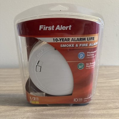 First Alert 10 Year Alarm PR710 Photoelectric Smoke Fire Alarm White Slim