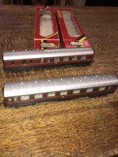 Hornby R434 R434 OO Gauge LMS Maroon Coach / Passenger Carriages X2