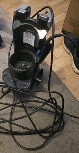 Shark NZ801UK 31 Staubsaugerteil Hauptteil (braucht neuen Motor)