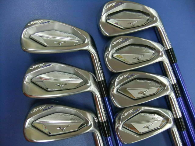 Brooks koepka mizuno irons deals