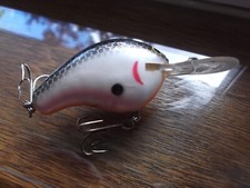 Older USA Made Bagley Diving B2 DB2 04 Black on White Shad