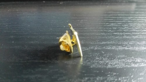 VATICAN CITY Vatican Country Metal Flag Lapel Pin Badge *NEW*MIX & MATCH BUY 3 G - Picture 3 of 3