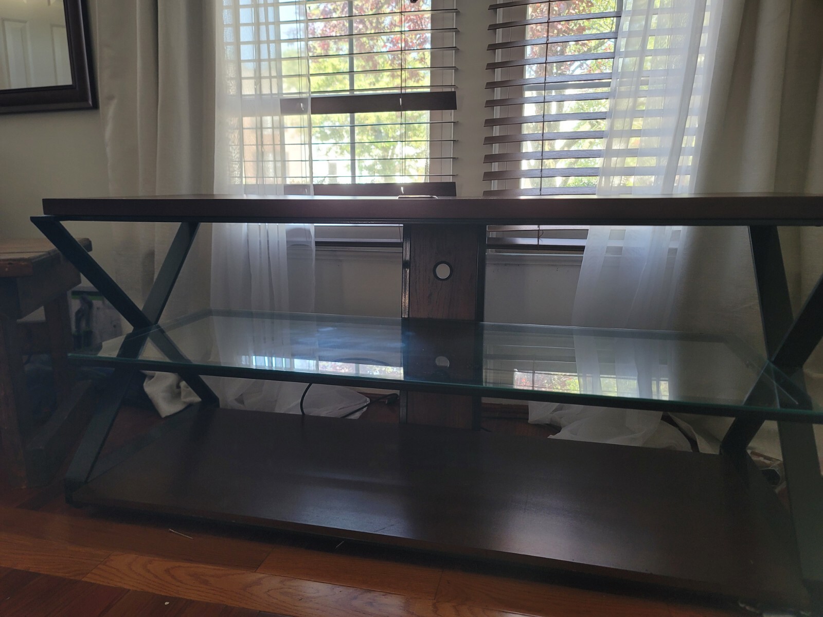 Elegant and sturdy tv stands/entertainment units