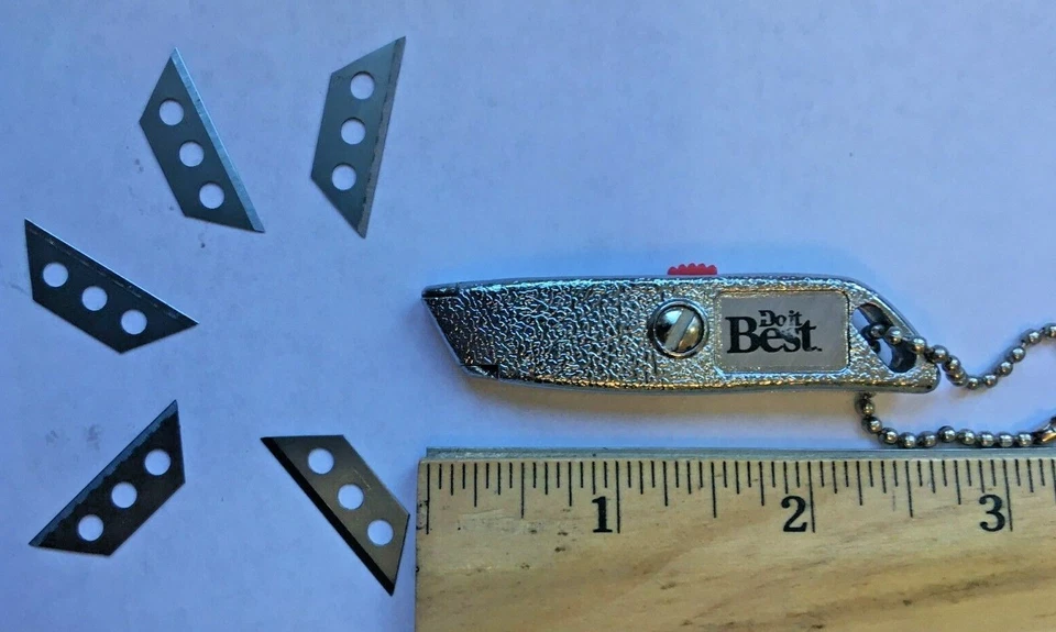  Mini Top Slide Retractable Utility Knife / Keychain + Bonus Pack of 5 Blades  - Image 3 of 4