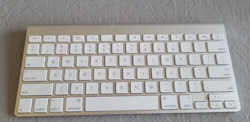 Apple A1314 Wireless Keyboard with Bluetooth for iMac / Mac / iPad _3 - Image 2 of 4