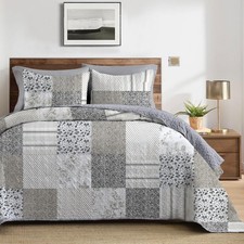3-Piece Queen Quilt Set, Lightweight Soft Full Size Quilt Plaid Patchwork Far...