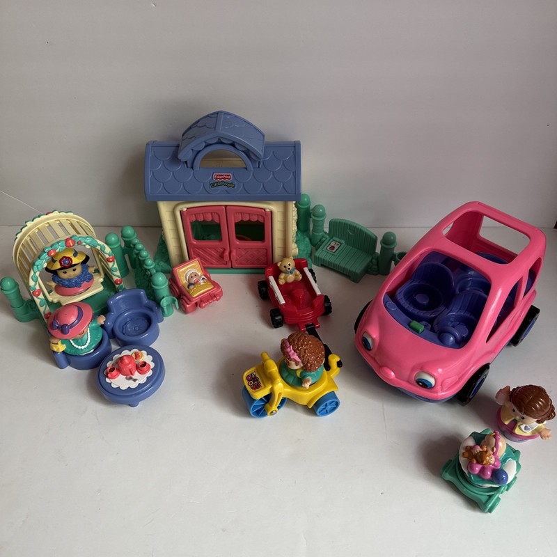 Fisher Price Little People 3 SETS.  3/3 Complete Preowned 2002-2003