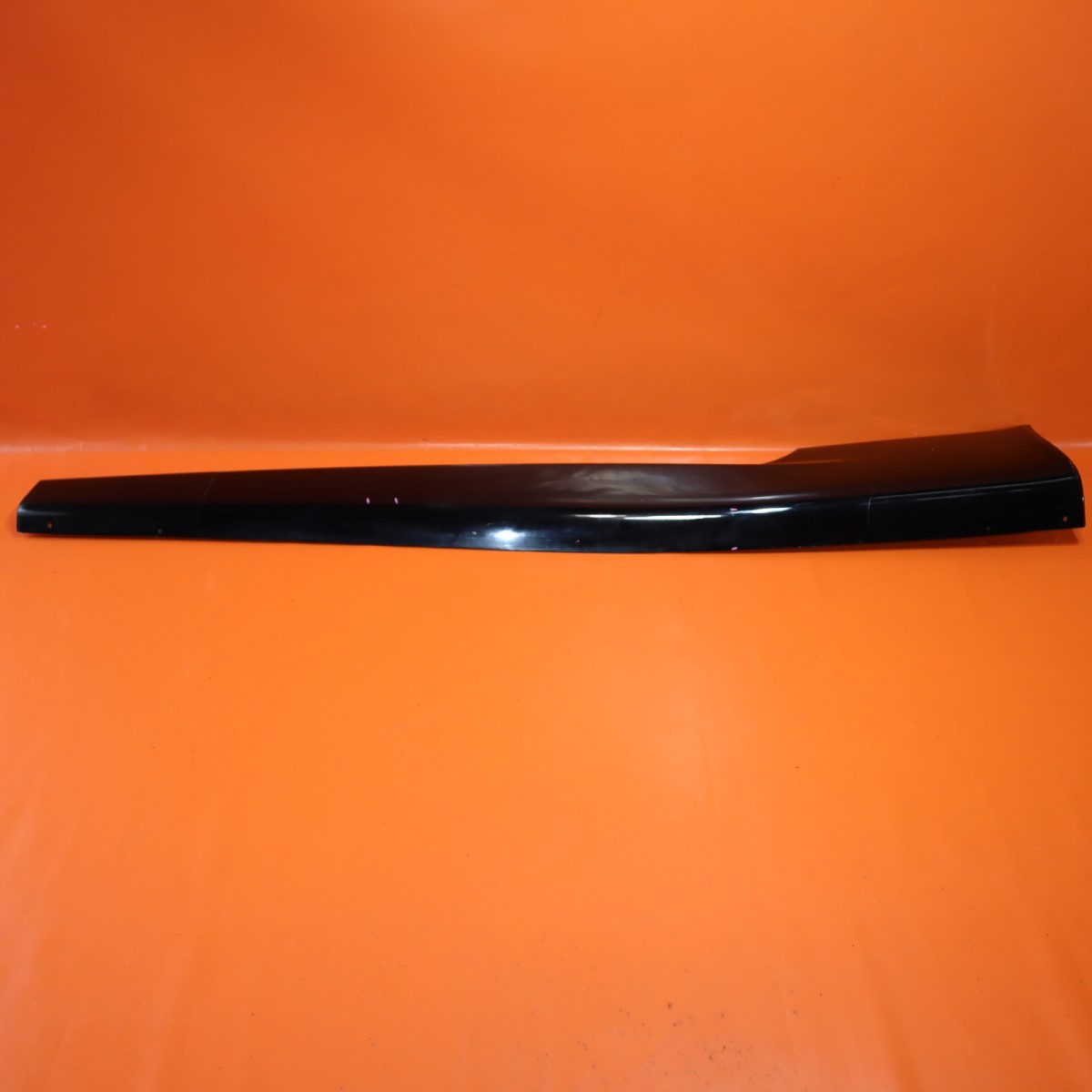 ASTON MARTIN DB9 ROCKER MOLDING LEFT 2005 2006 2007 2008 2009 2010 2011 2012