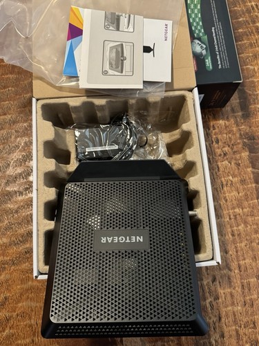 NETGEAR Nighthawk AC1900 C6900 Wi-Fi Cable Modem Router Dual Band Wireless - Picture 3 of 7