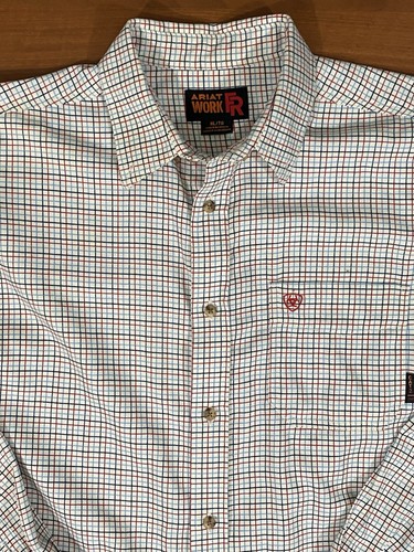 Ariat Work FR Hemd Herren XL Grid Check CAT2 Flame Resistant Western Workwear