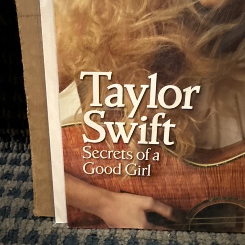 2009 March 5th Rolling Stone Magazine, Taylor Swift First Cover “Newsstand” - Picture 4 of 14
