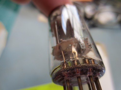 Amperex Bugle Boy 12AU7 ECC 82 Philips 1967 Holland Hickok tested - Picture 3 of 3