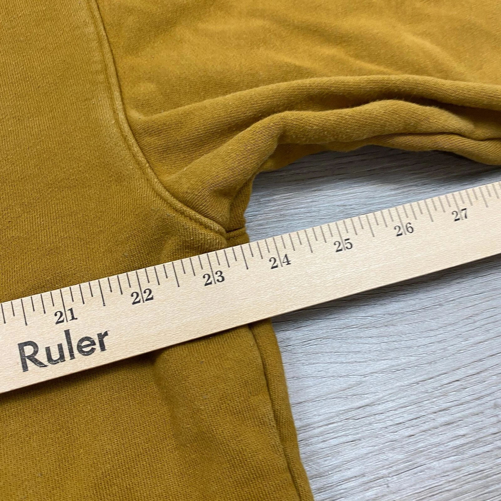 girlfriend-collective cropped crewneck loungewear sweatshirt