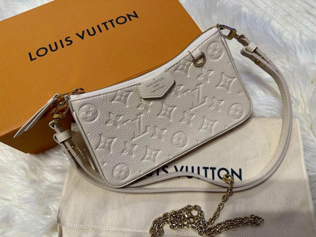 LOUIS VUITTON White Shoulder Bag Limited Edition Rare First come First  served YR