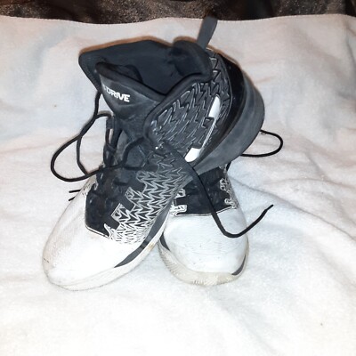 Under Armour Clutchfit Drive Black White Sz 13 Basketball VERY