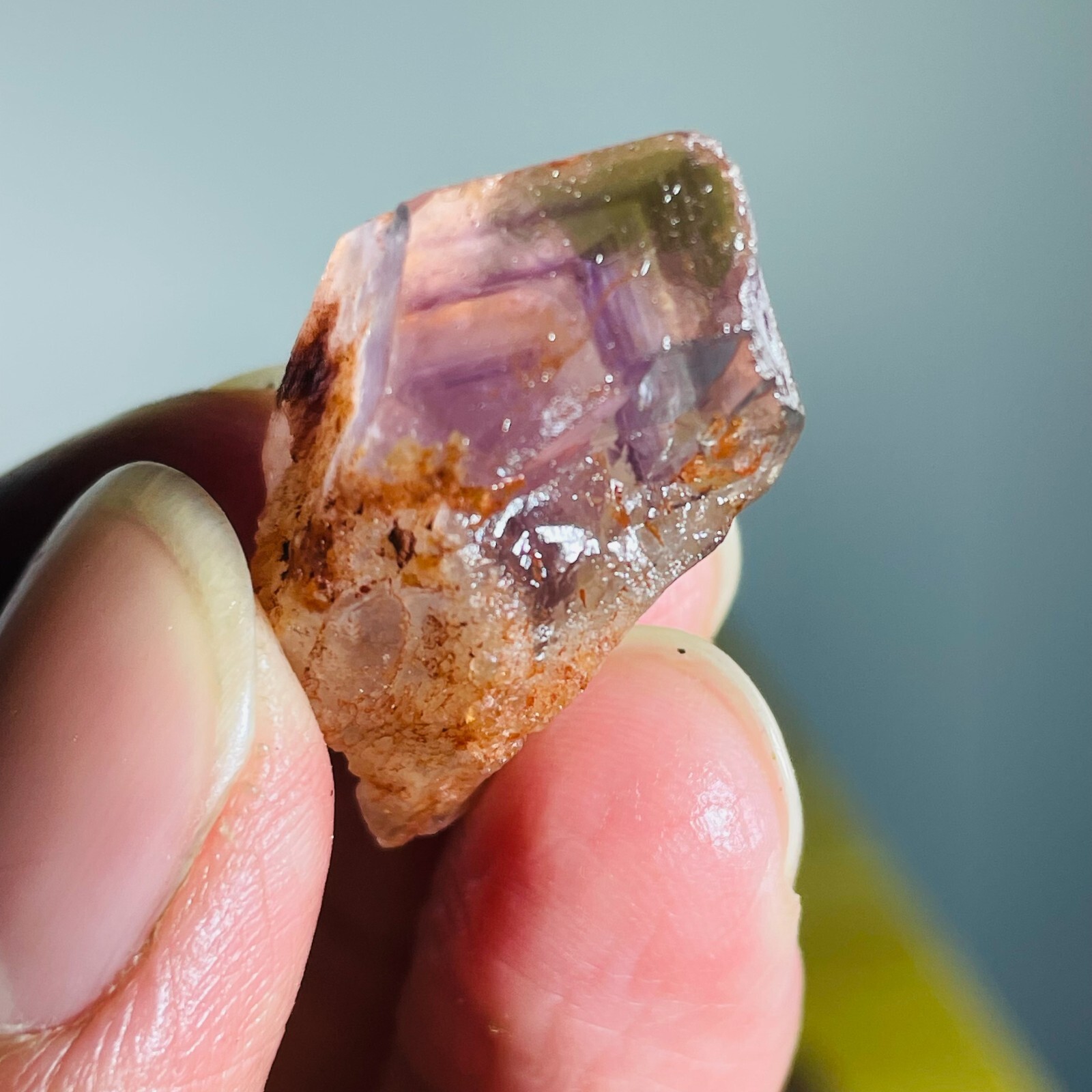 9g Natural Amethyst Pillar Scepter Backbone Pyramid Silver Sountain Particles