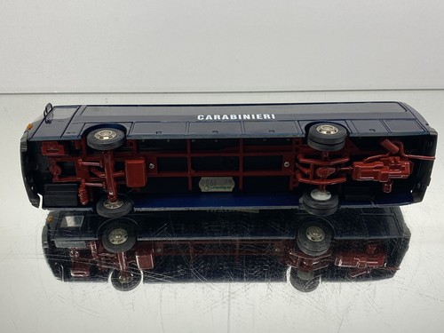 OLD CARS IVECO BUS COACH - CARABINIERI - DARK BLUE 1:43 - VERY GOOD CONDITION - Imagen 6 de 9