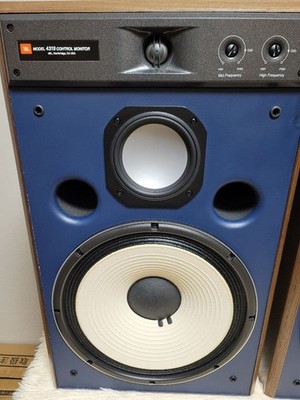 JBL MODEL 4319 3WAY コントロールモニターシリーズ ペア JBL MODEL 4319 3-Way Control Monitor Series Pair of Speaker