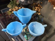 VTG AKRO AGATE BLUE CHILDREN'S PITCHER, SUGAR BOWL, TEACUP DECO