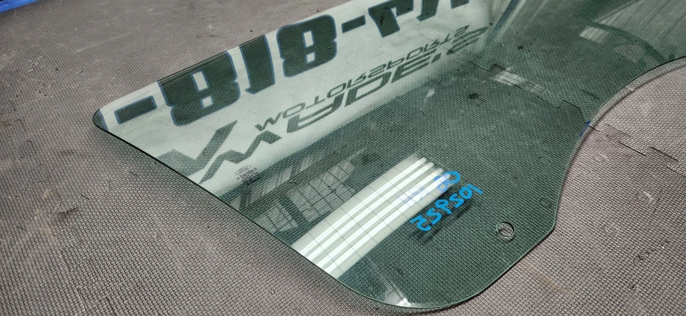 Ford Mustang 2005-2009 puerta delantera derecha pasajero vidrio OEM Foto 3 de 4