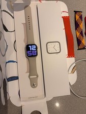 Apple Watch Series 7 Starlight Sport Band Beige 41mm Excellent Condition Boxed