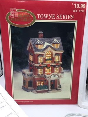 Dickens Collectables Towne Series Christmas Village Inn W/ Light, New in Box