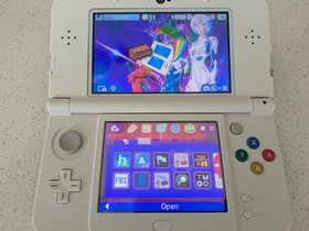 Nintendo "New" 3ds Lot, Region Free, Lot with Games & Accessories(see desc.)