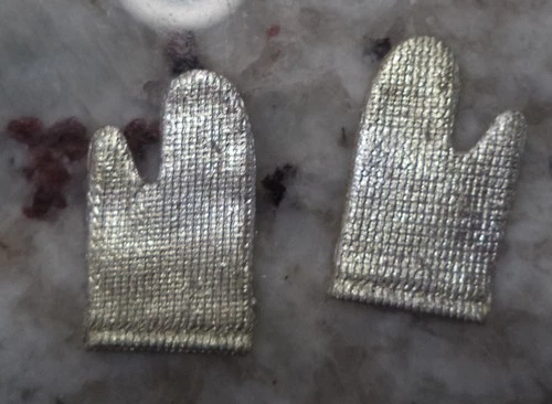 Pink Premiere Gift Set 1596 Gloves - JC Penny Excl  - 1969 Vintage Barbie Flaws