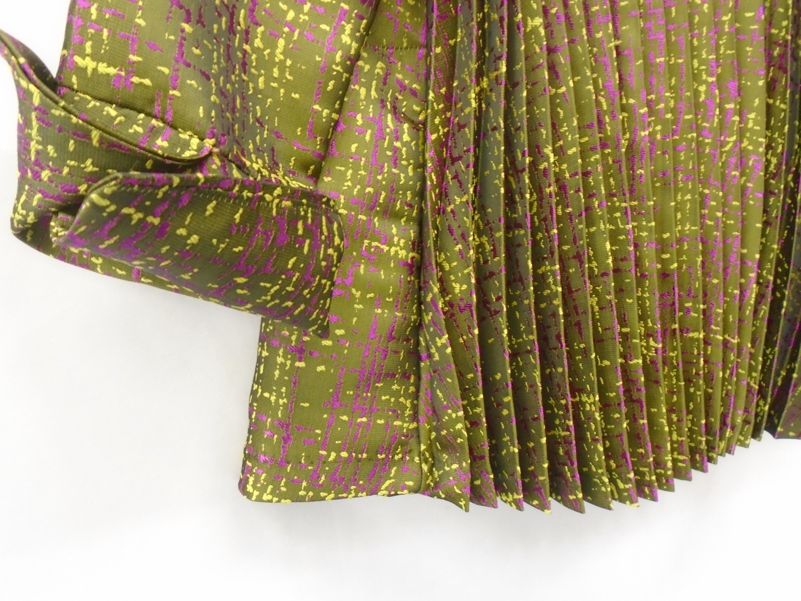 IC COLLECTION OLIVE GREEN 3-BUTTON ACCORDIAN PLEA… - image 12